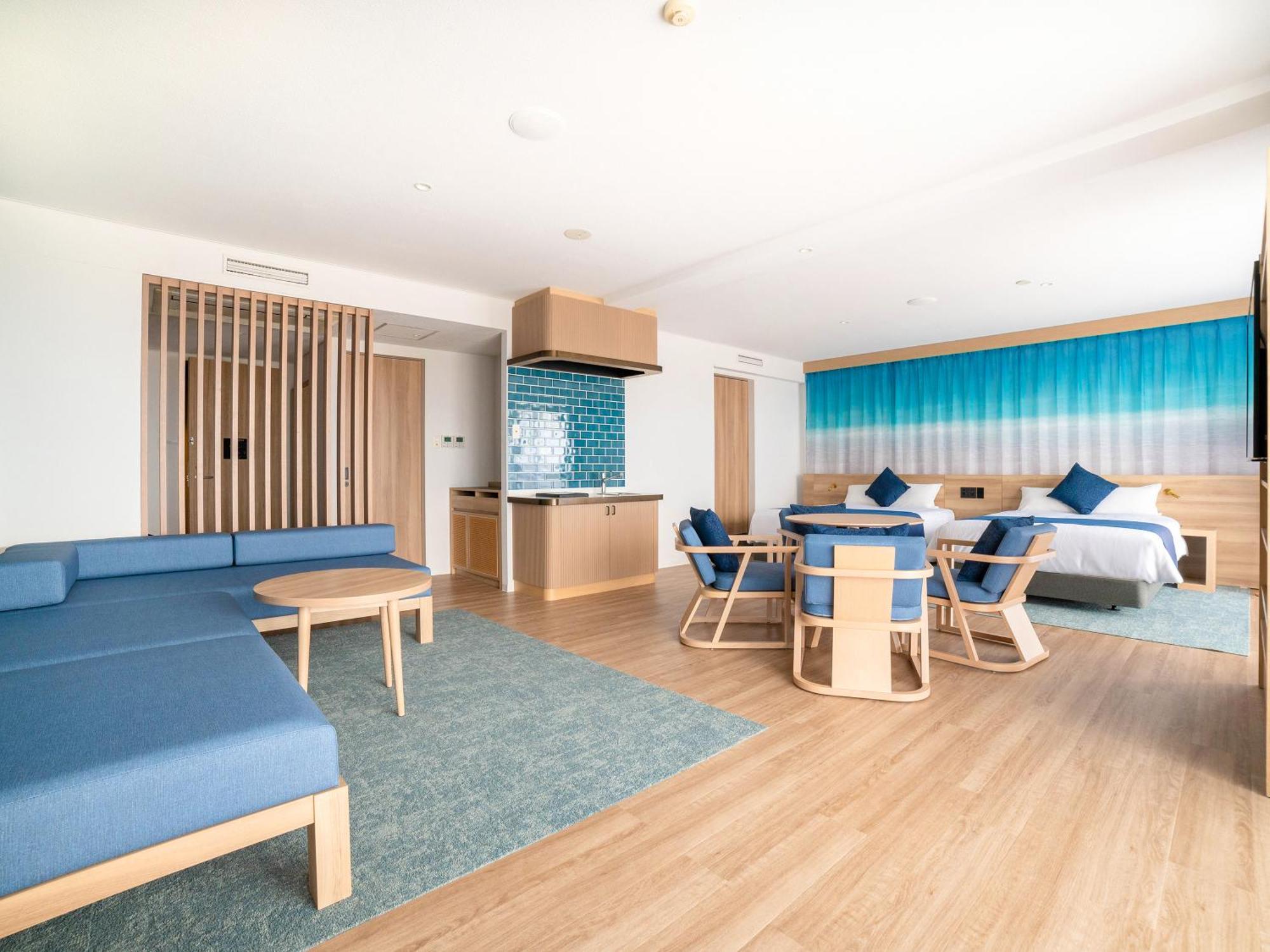 Watermark Hotel Okinawa Kume Island Кумедзима Экстерьер фото