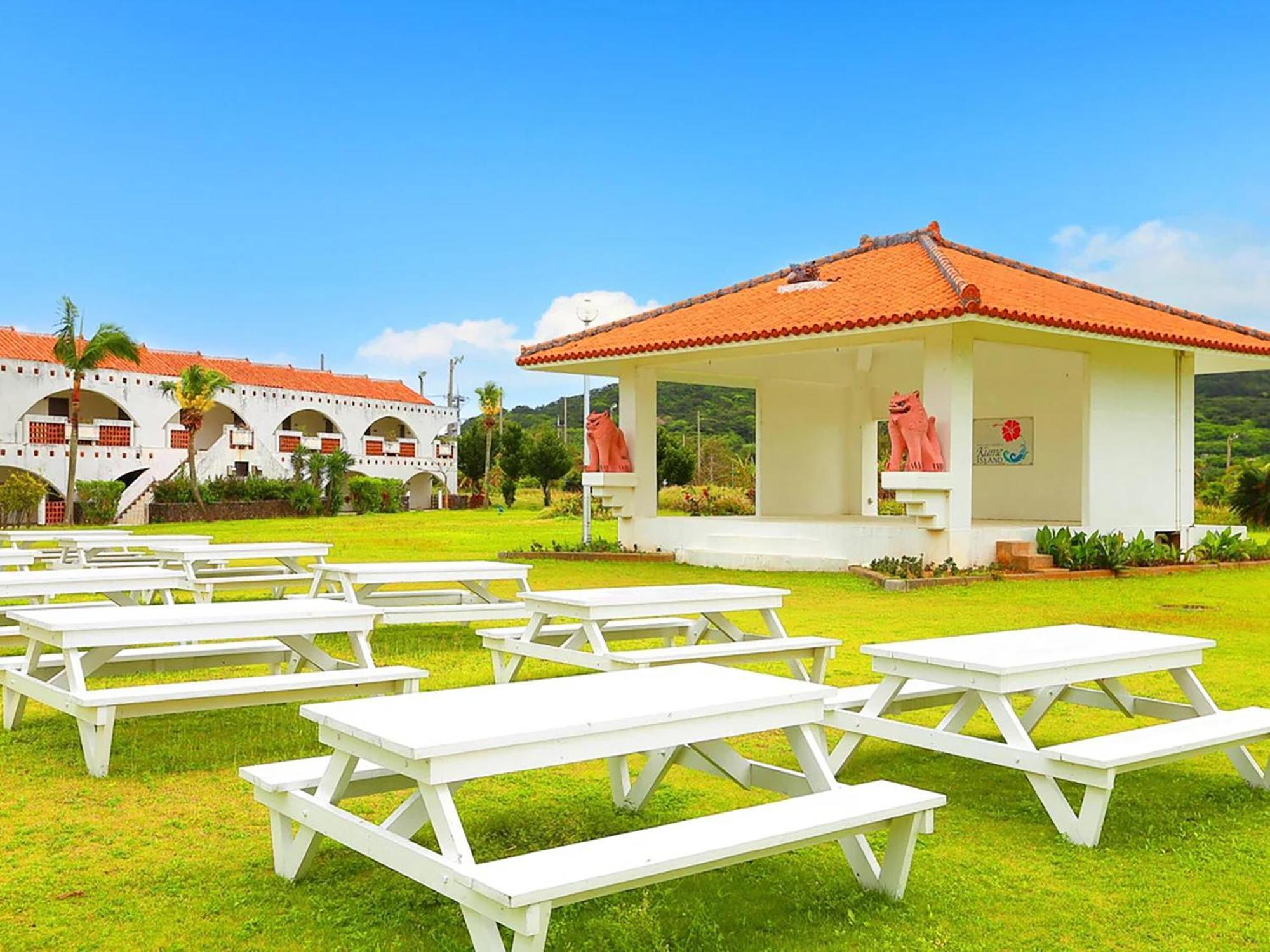 Watermark Hotel Okinawa Kume Island Кумедзима Экстерьер фото